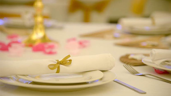 Elegant Wedding Table Setting